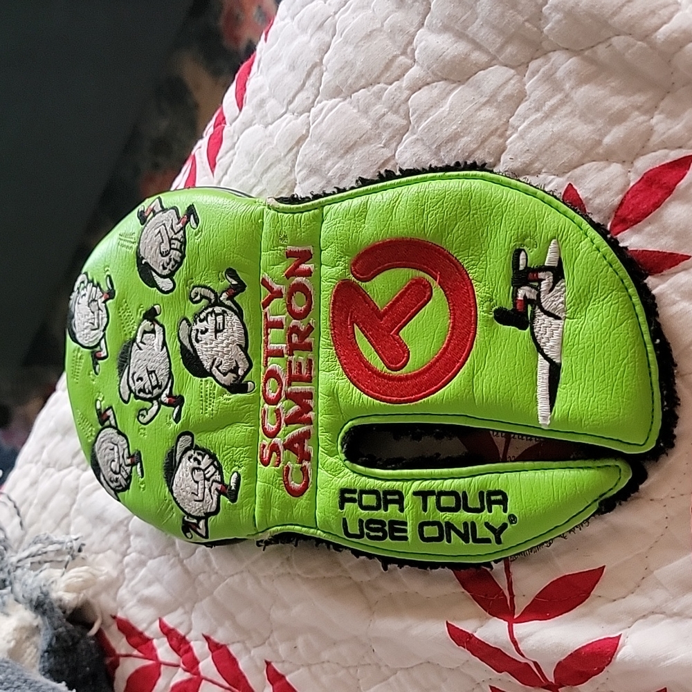 Scotty Cameron Circle T putter cover